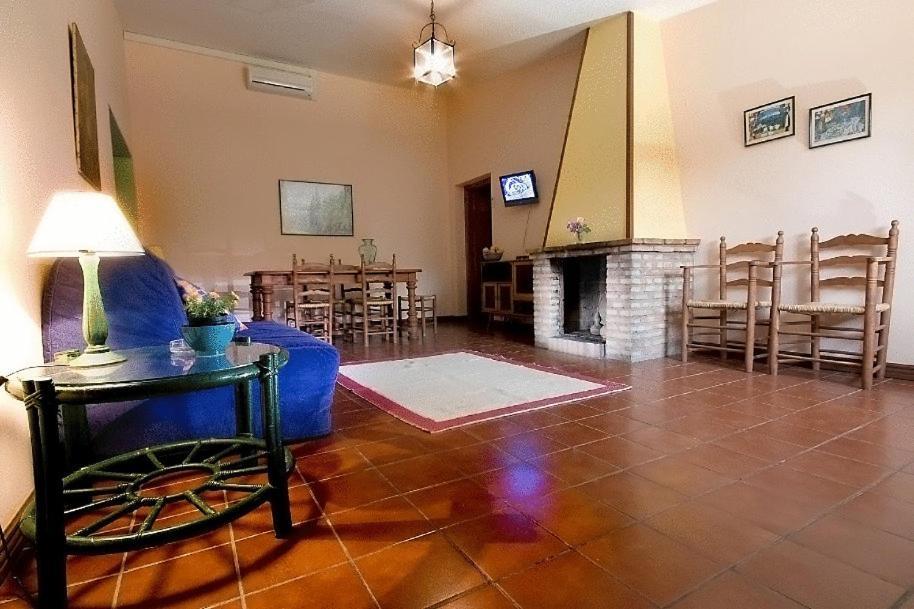 جاريز دي لا فيرا Casa Rural Finca Valvellidos الغرفة الصورة